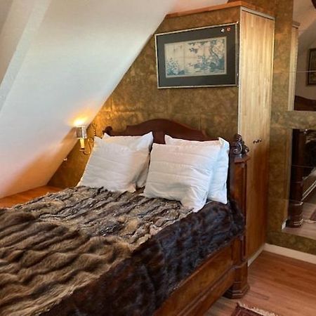 Caravaggio Boutique Suites Антверпен Екстер'єр фото